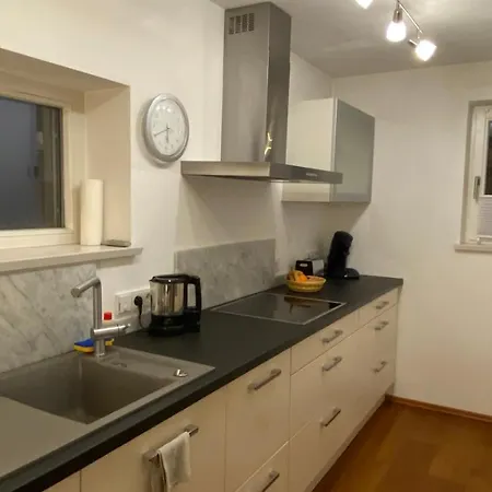 Luxus Im Eigenen Ferienhaus, 120 Qm, Naehe Regensburg Mit Balkon, Terrasse & Garten, Gute Zuganbindung * Laber