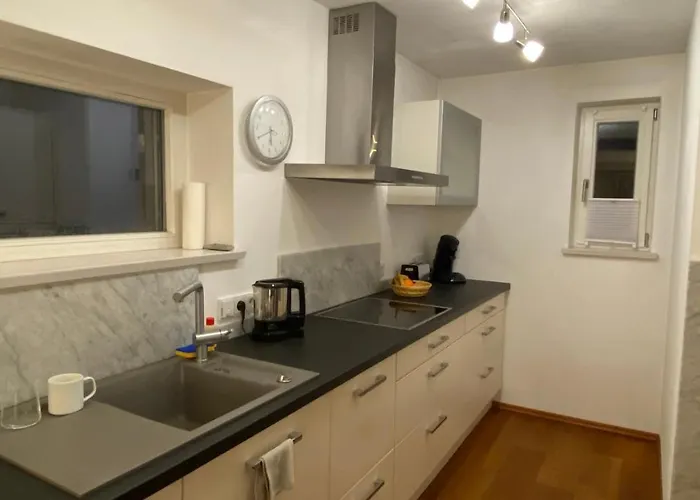 Luxus Im Eigenen Ferienhaus, 120 Qm, Naehe Regensburg Mit Balkon, Terrasse & Garten, Gute Zuganbindung * Laber