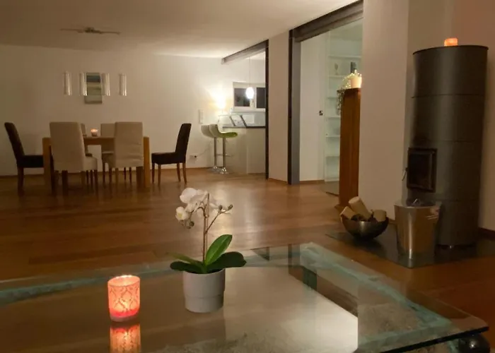 Luxus Im Eigenen Ferienhaus, 120 Qm, Naehe Regensburg Mit Balkon, Terrasse & Garten, Gute Zuganbindung * Laber