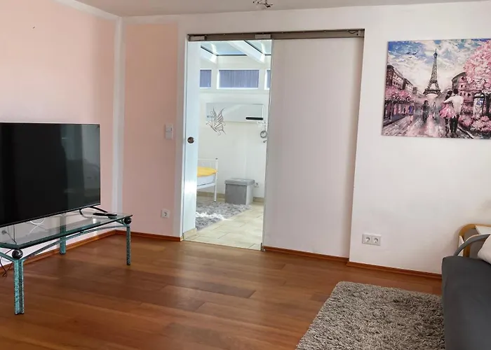Luxus Im Eigenen Ferienhaus, 120 Qm, Naehe Regensburg Mit Balkon, Terrasse & Garten, Gute Zuganbindung Διαμέρισμα